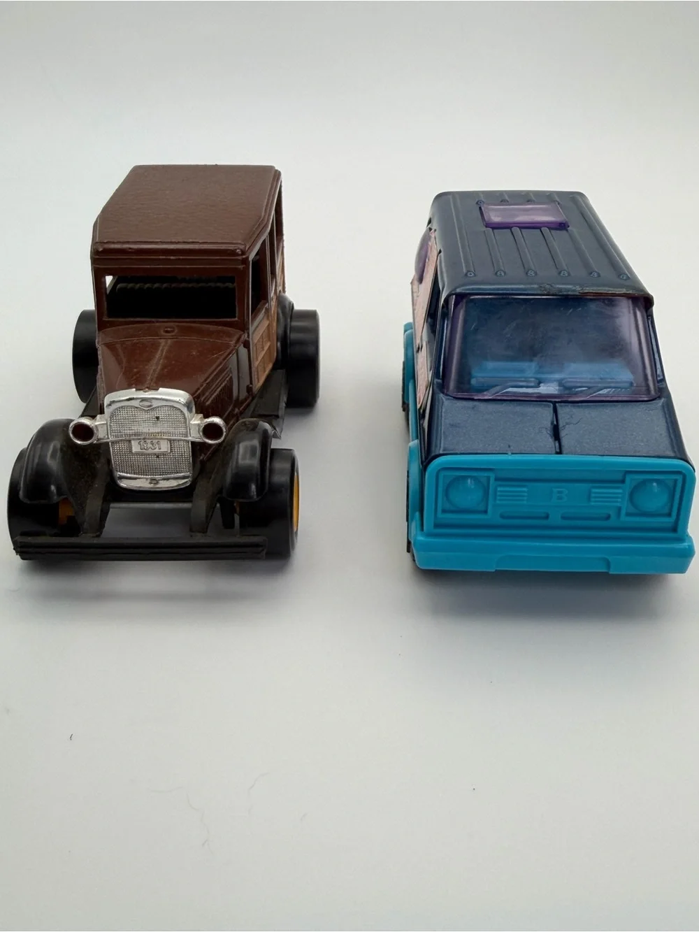 Vintage Tootsietoy Ford Model A Woody & Buddy L Bubble Van Die Cast Toy Cars
